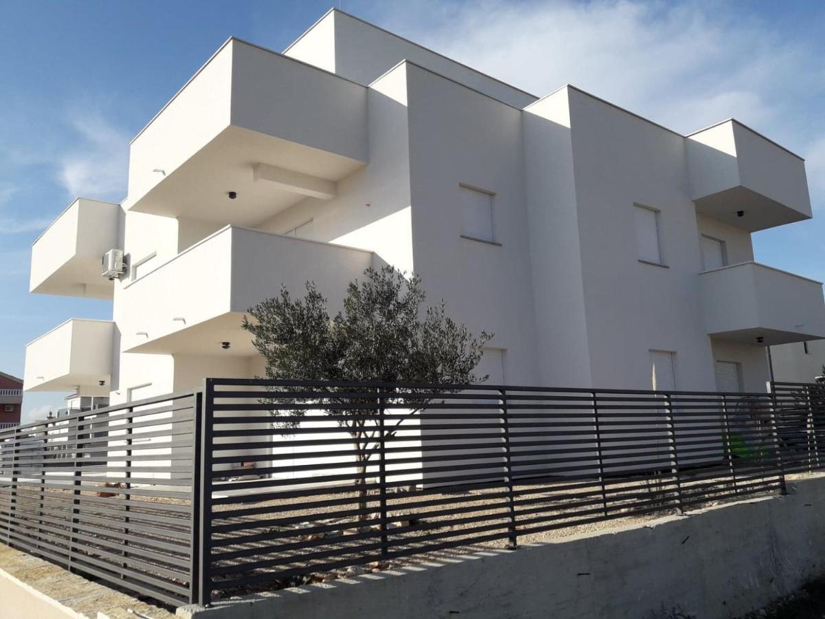 Apartman Sandra Vodice Exterior foto
